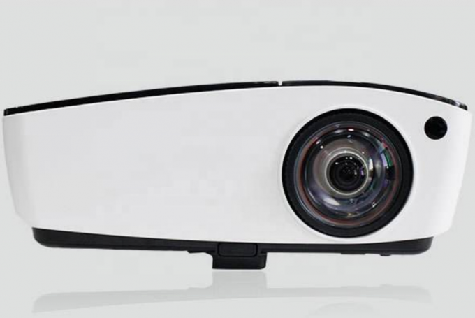 Ultra HD 4K Lazer Kısa Atış Projekörü 4000 Lumen Akıllı Projekör Aile Okulu ve Şirket için 1