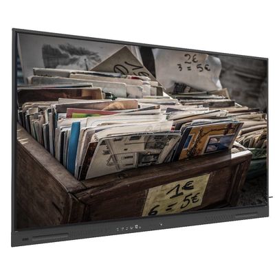 USB çıkışları ve 350cd/m2 WIFI ve kablosuz paylaşılan 110 inçlik monitöre sahip siyah LCD akıllı pano ile işinizi artırın.
