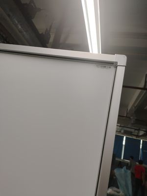Fabrika Doğrudan Seramik veya Parlak Plastik Yüzey IR 20 Dokunma Noktası Etkileşimli Whiteiboard Akıllı Dokunma Paneli Hızlı ve Kolay Navigasyon İçin Her Yanında 22 Pcs Hızlı Tuşları ile Okul Eğitimi Beyaz Tahta