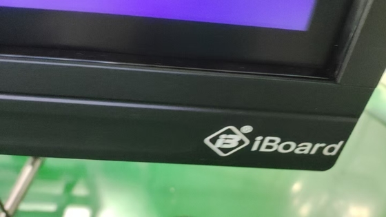 IBoard Fabrika Toptan Satış Etkileşimli Dokunmatik Ekran Monitör 2mm Hassasiyet 15W*2 Veya 20W*2 Hoparlörler Ve Kablosuz Ekran Yansıtma Etkileşimli Beyaz Tahta