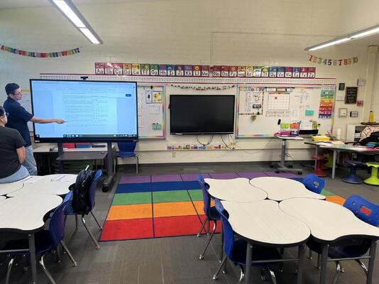 IBoard Fabrikası Doğrudan Etkileşimli TV Dokunmatik Ekran Whiteboard Etkileşimli Düz Panel Okul Eğitimi Ve Ofis Konferans Toplantısı