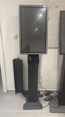 Iboard 19 yıl fabrika Toptan Satış 23.8 27 32 inç Yer Durağan Dijital İşaret Ekranı Reklam Yer Durağan Kiosk Kapasitif Dokunma Android veya Windows ile İçerideki Reklam için Sistem