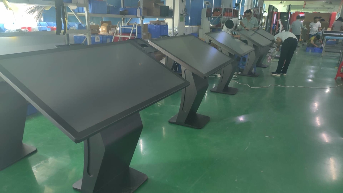 Iboard Fabrikası Doğrudan CE FCC LED Kiosk Ekranı İnteraktif Zemin Kalkan K Tarzı Dijital İşaret Pencere Sistemi İş Reklamı İçin