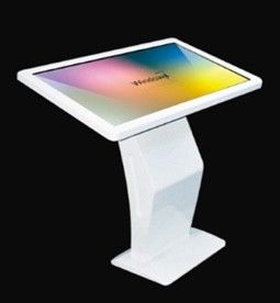CE FCC LED Kiosk Ekranı İnteraktif Dijital İşaret Pencere Sistemi İş Reklamı için